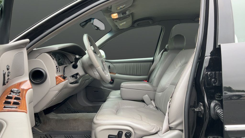 Used 2002 Buick Park Avenue w/ Prestige Pkg FWD image 17
