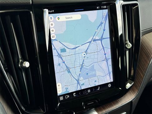 Certified 2023 Volvo XC60 B5 Ultimate w/ Climate Package image 18