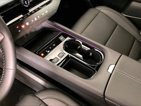 Certified 2025 Nissan Murano SL AWD/4WD image 18