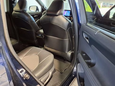 Used 2023 Toyota Highlander XSE FWD image 29