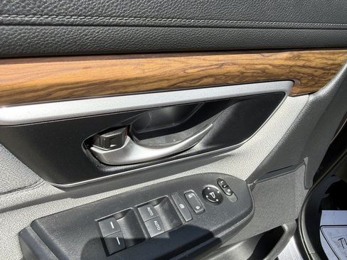 Used 2017 Honda CR-V EX image 15