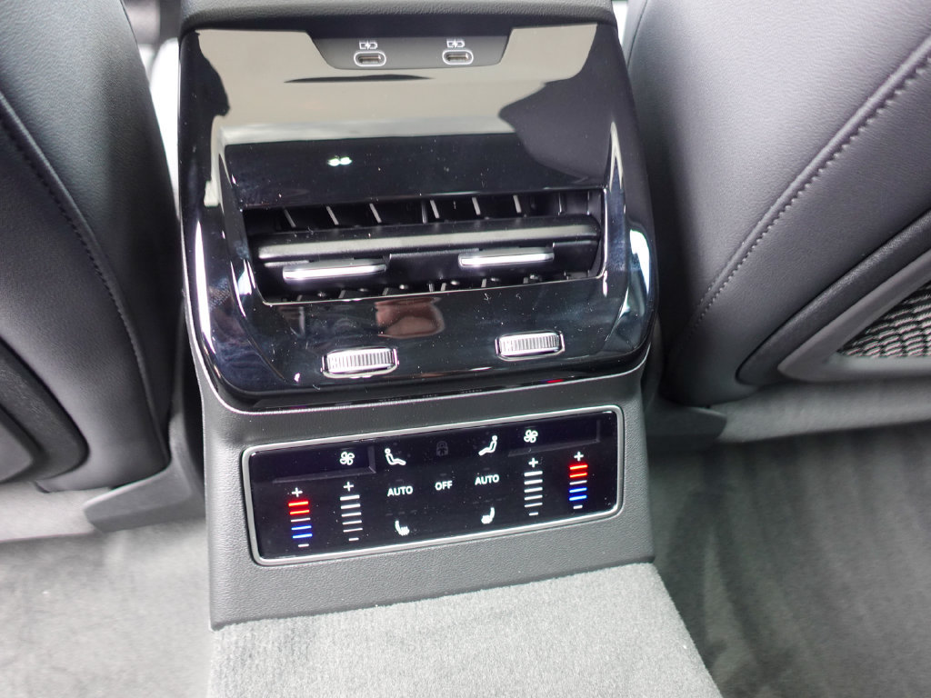 New 2026 Audi A6 Premium Plus AWD/4WD image 24