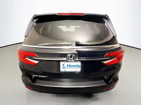 Certified 2023 Honda Odyssey EX-L image 6