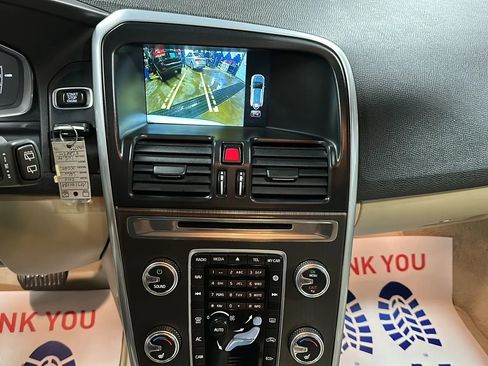 Used 2016 Volvo XC60 T5 Premier image 24