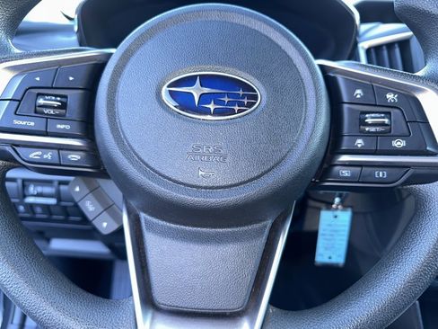 Used 2023 Subaru Crosstrek 2.0i image 30
