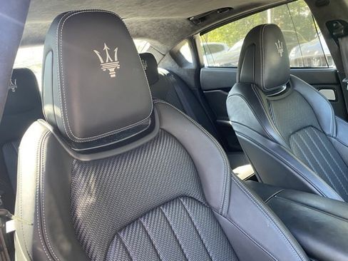 Used 2022 Maserati Quattroporte Modena image 40