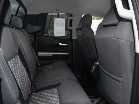 Used 2019 Toyota Tundra SR5 image 17