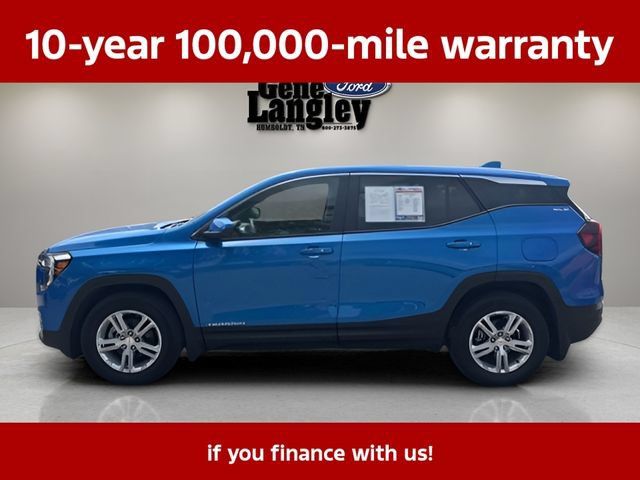 Used 2024 GMC Terrain SLE FWD image 1