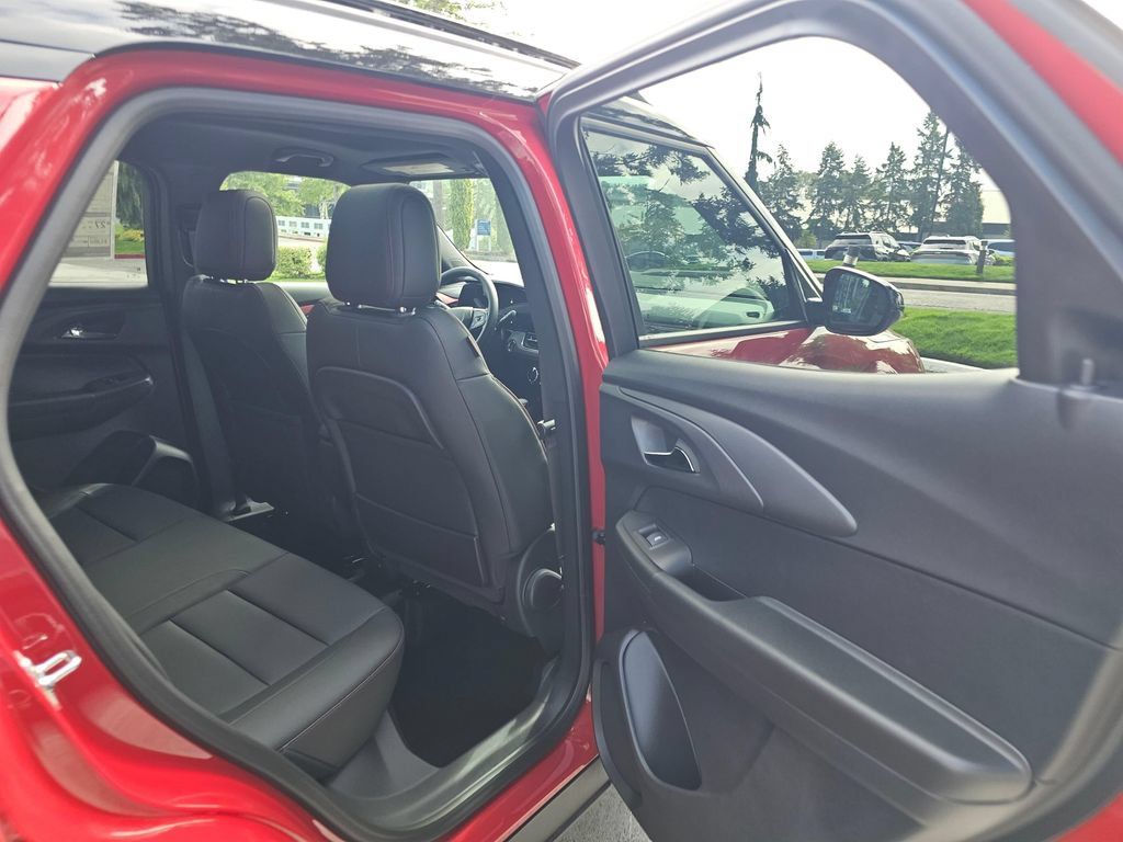 New 2026 Chevrolet TrailBlazer RS w/ Convenience Package AWD/4WD image 14