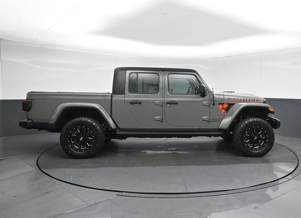 Used 2022 Jeep Gladiator Mojave w/ LED Lighting Group AWD/4WD image 8