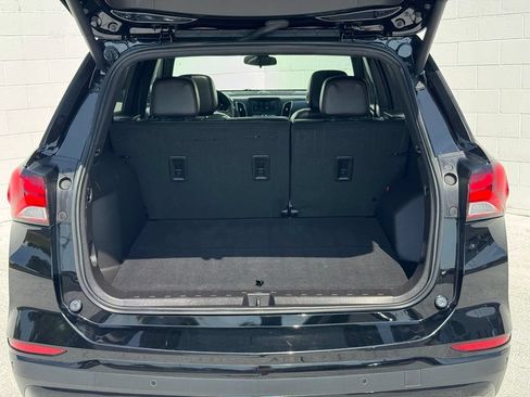 Used 2024 Chevrolet Equinox RS w/ LPO, Floor Liner Package FWD image 17