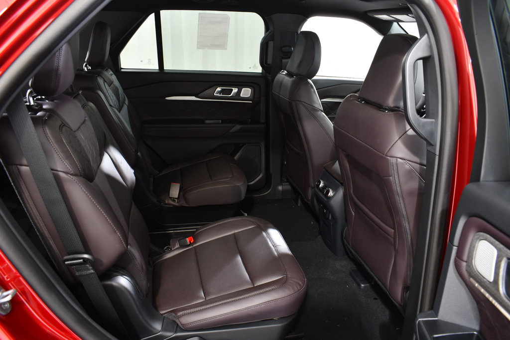 New 2027 Ford Explorer Platinum w/ LUX Leather Package AWD/4WD image 19