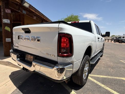 Used 2025 RAM 2500 Big Horn AWD/4WD image 11