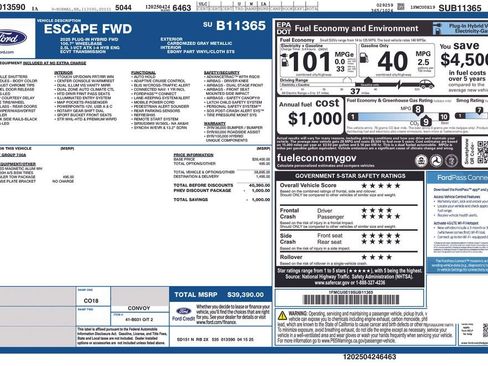 Used 2025 Ford Escape SE w/ Class II Trailer Tow Package image 2