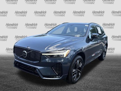 Certified 2026 Volvo XC60 B5 Core w/ Protection Package Premier AWD/4WD image 5