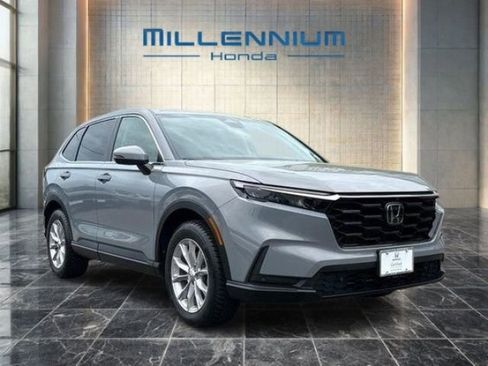 Used 2023 Honda CR-V EX-L image 2
