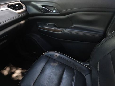 Used 2020 GMC Acadia Denali FWD image 13