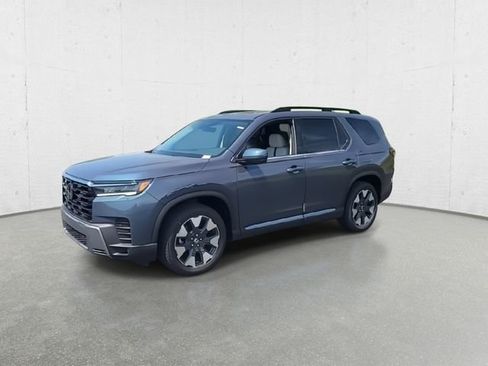 New 2026 Honda Pilot Touring image 5