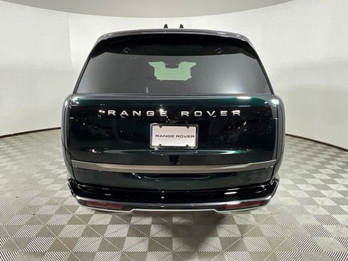 Used 2025 Land Rover Range Rover Long Wheelbase Autobiography image 8