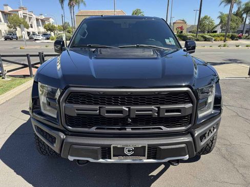 Used 2018 Ford F150 Raptor w/ Equipment Group 802A Luxury image 11