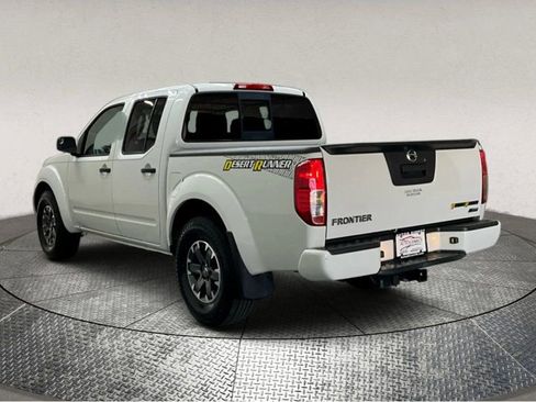 Used 2019 Nissan Frontier Desert Runner image 5