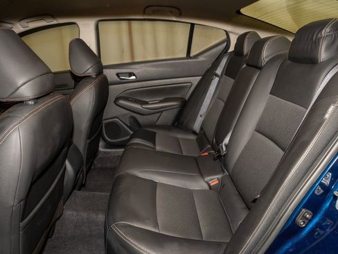 Certified 2021 Nissan Altima 2.5 SR image 8