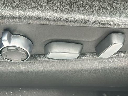 Used 2021 Cadillac XT4 Sport image 40