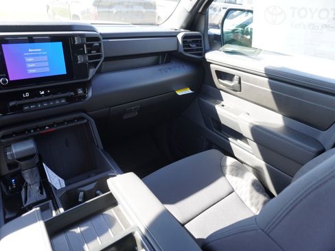New 2026 Toyota Tundra SR image 15