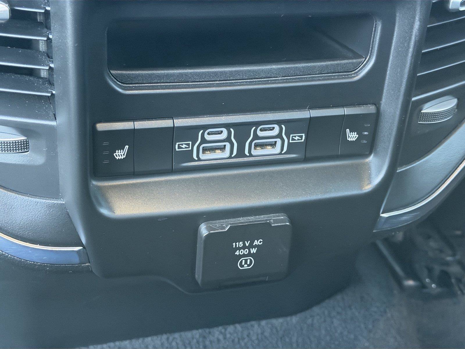 Used 2025 RAM 1500 Laramie AWD/4WD image 21