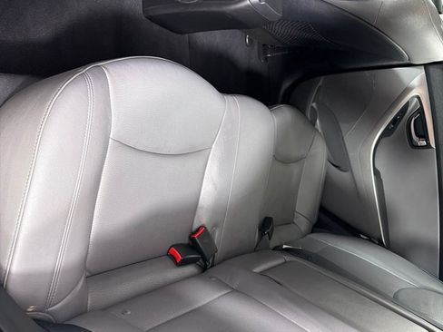 Used 2011 Hyundai Elantra Limited FWD image 16