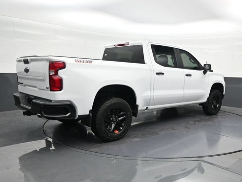 Used 2024 Chevrolet Silverado 1500 LT Trail Boss AWD/4WD image 5