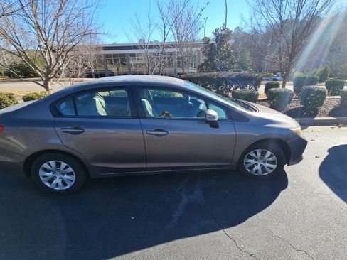 Used 2012 Honda Civic LX image 10