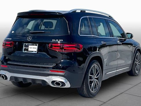 Used 2025 Mercedes-Benz GLB 35 AMG 4MATIC image 13