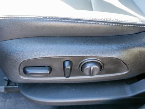 Used 2021 Chevrolet Equinox Premier image 19