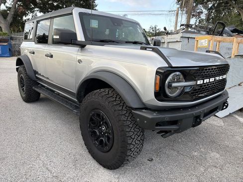 Used 2022 Ford Bronco 4-Door AWD/4WD image 1
