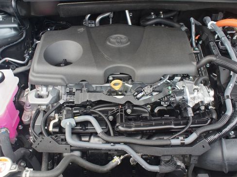 Certified 2026 Toyota Highlander XLE AWD/4WD image 31