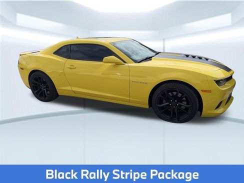 Used 2014 Chevrolet Camaro SS w/ RS Package RWD image 5