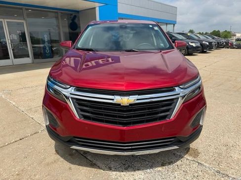 Used 2024 Chevrolet Equinox LT AWD/4WD image 8