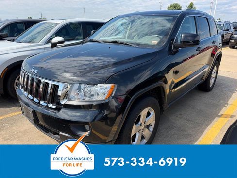 Used 2012 Jeep Grand Cherokee Laredo AWD/4WD image 1
