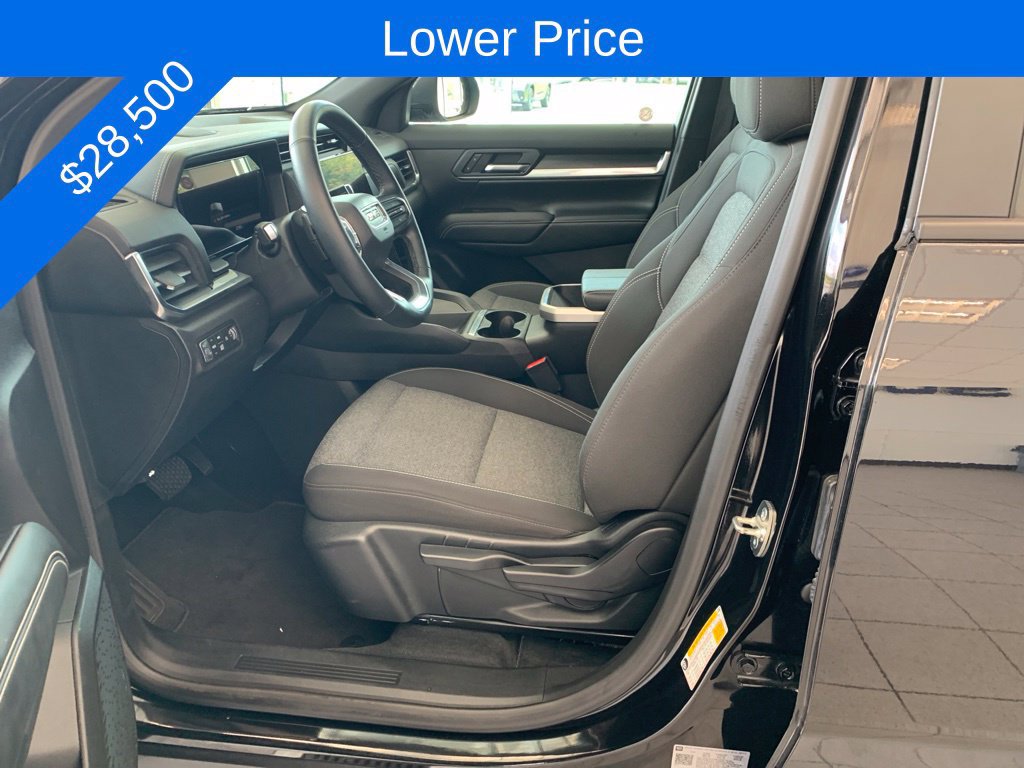 Used 2026 GMC Terrain Elevation AWD/4WD image 3