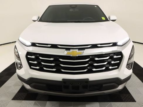 Used 2026 Chevrolet Equinox LT w/ LPO, Floor Liner Package FWD image 8