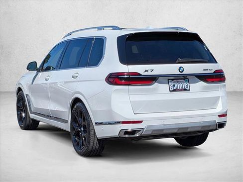 Used 2024 BMW X7 xDrive40i AWD/4WD image 8