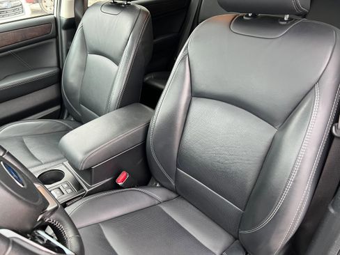 Used 2019 Subaru Outback 3.6R Limited image 18