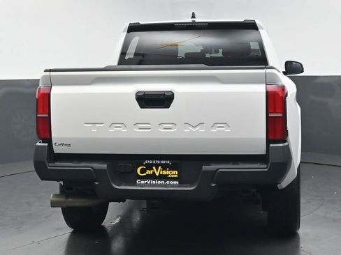Used 2025 Toyota Tacoma SR RWD image 4