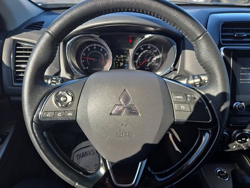 Used 2024 Mitsubishi Outlander Sport SE image 8