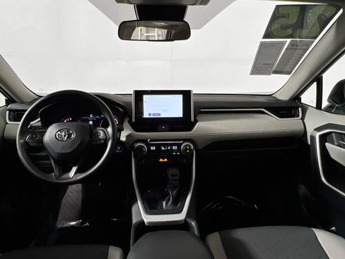 Used 2025 Toyota RAV4 XLE w/ Convenience Package FWD image 30