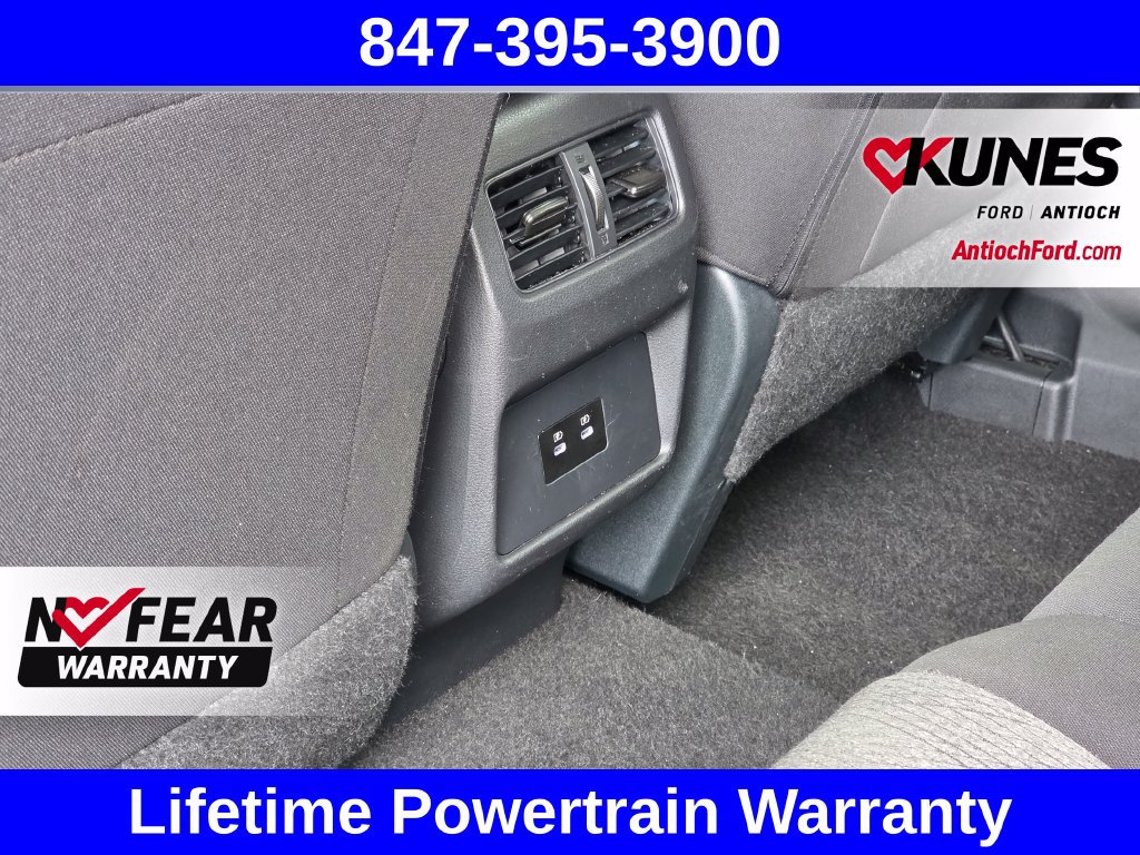 Used 2025 Nissan Rogue SV FWD image 32