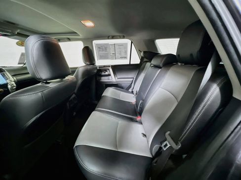 Used 2023 Toyota 4Runner SR5 Premium w/ Moonroof Package RWD image 20