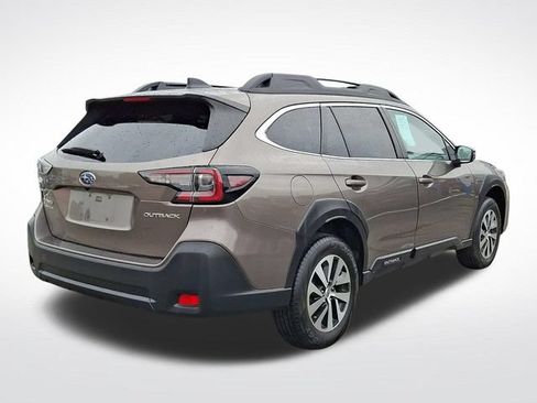 Certified 2023 Subaru Outback Premium AWD/4WD image 6