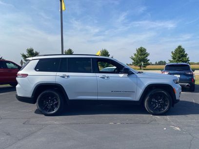 Used 2024 Jeep Grand Cherokee L Laredo
